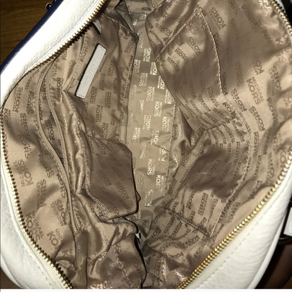Michael Kors Shoulder Bag/ Crossbody - Picture 3 of 3